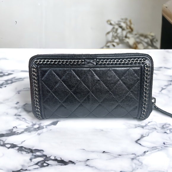 Chanel calf leather distressed chain around long zip wallet - Picture 3 of 11